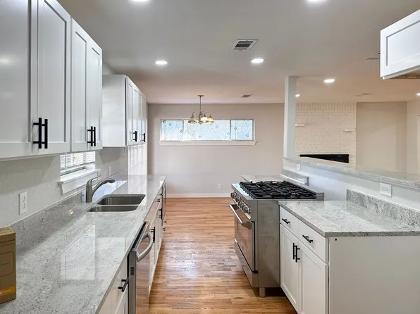 51231 Irvin Rd, Irving, TX 75060