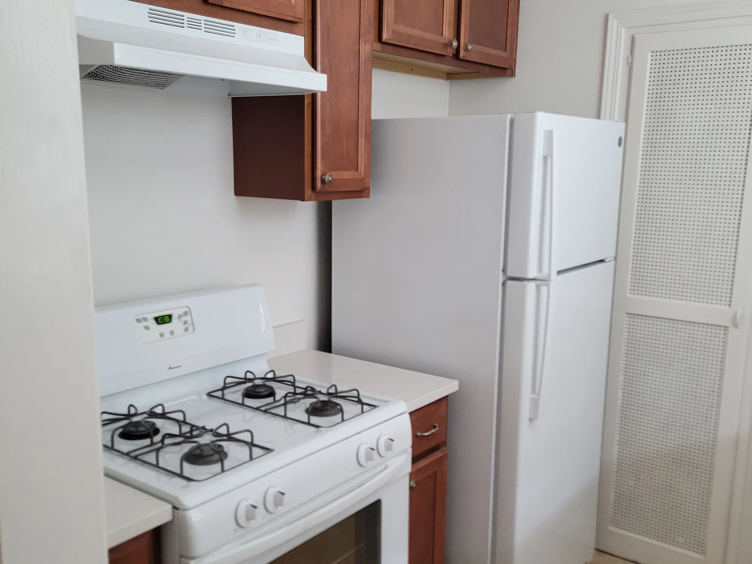 1 bed, 550 sqft, $1,850 — Photo 3