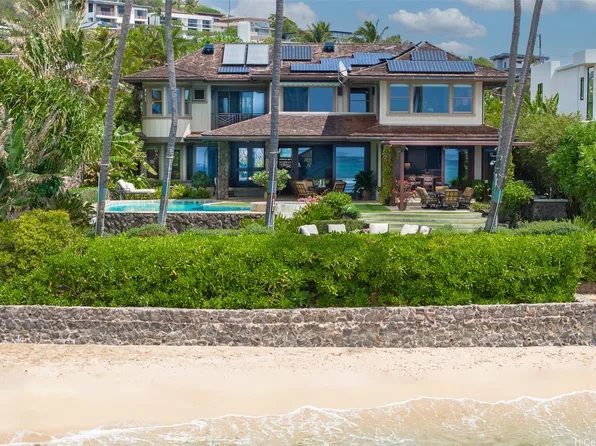218 Kaalawai Pl, Honolulu, HI 96816