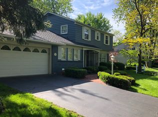 2203 Park Ridge Dr, Bloomfield Hills, MI 48304