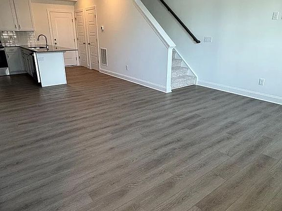 2nd image of 620 Hedrick Ridge Rd #112