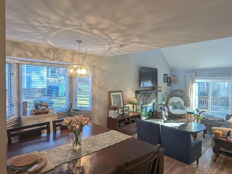 5513 Kaplan Dr — Photo 8