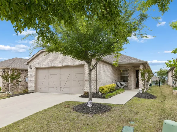 1217 Revolution Dr, Aubrey, TX 76227