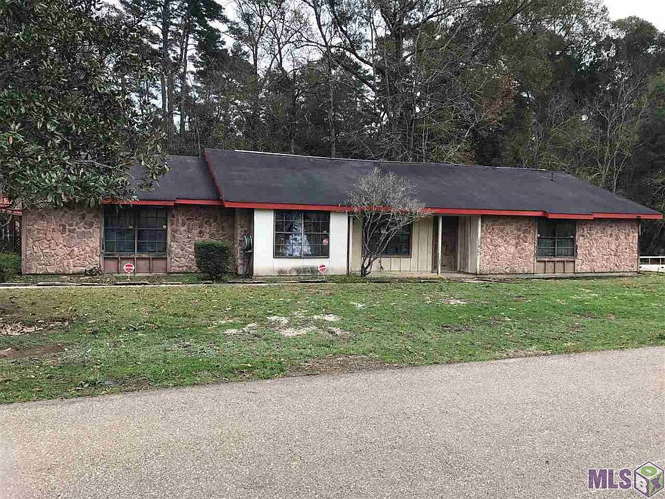 1st image of 29260 E Karen St