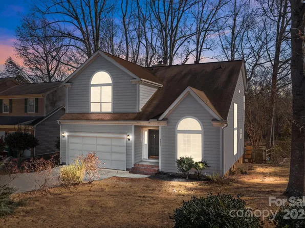 9600 Kayce Ln, Charlotte, NC 28213