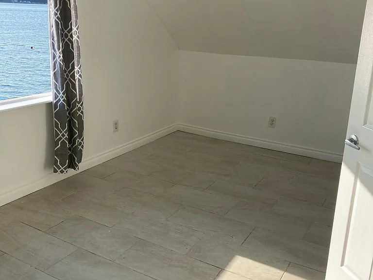 17021 Cove Walk SW — Photo 2