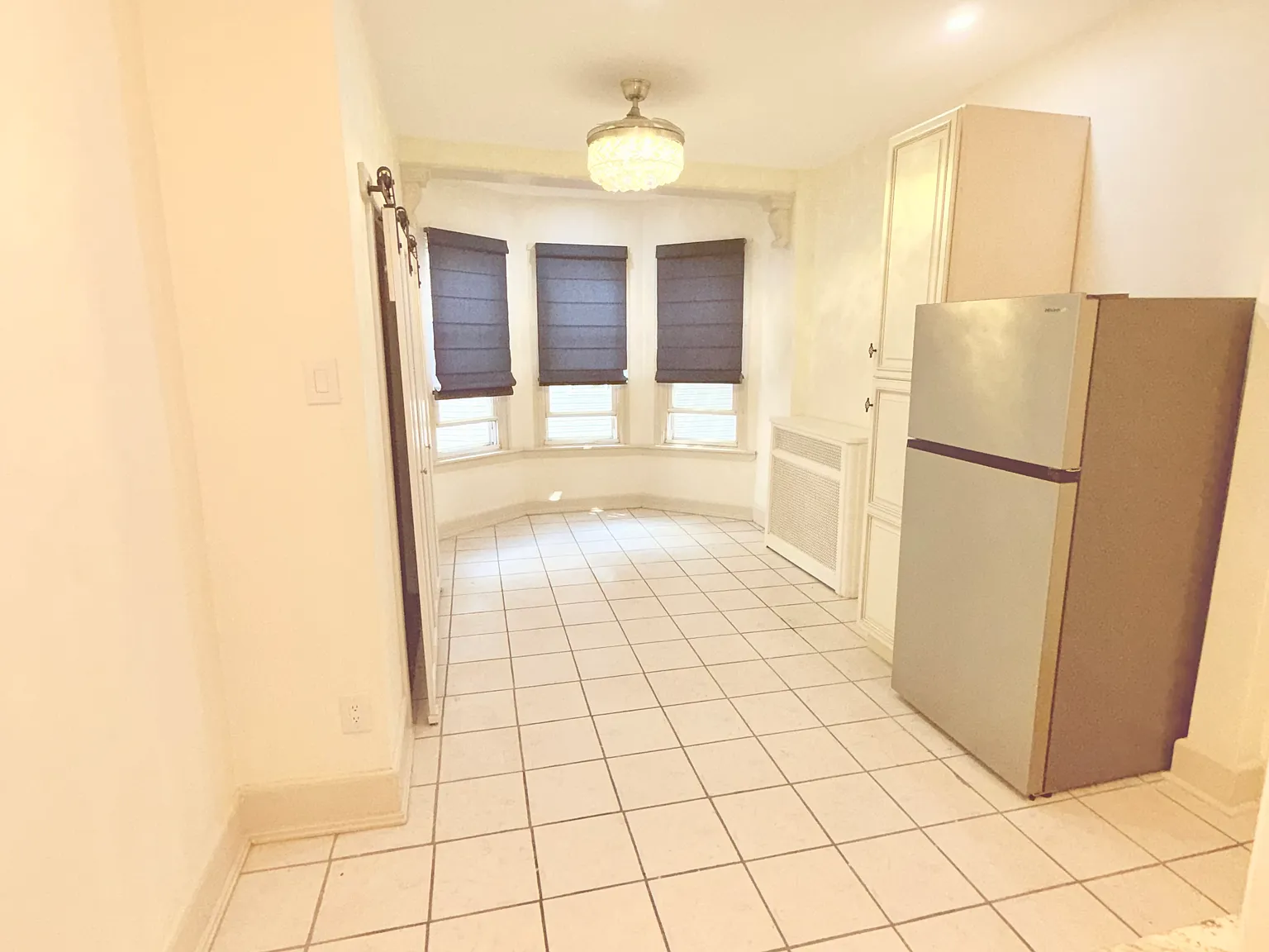 1 bed, $1,000 — Photo 3