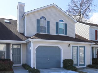 707 Aylesbury Dr, Virginia Beach, VA 23462