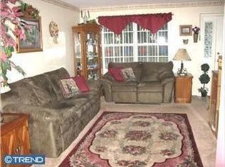 195 Billows Dr, Mount Royal, NJ 08061
