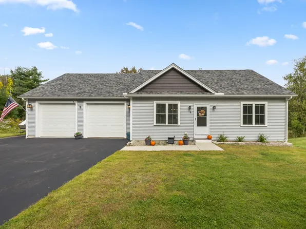 4 McCarthy Rd, North Brookfield, MA 01535