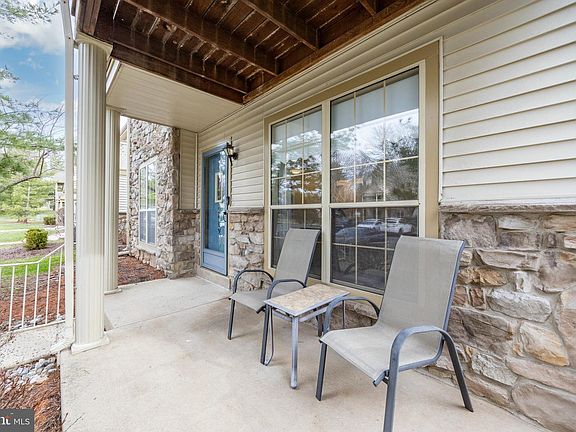 3rd image of 2409 Foxmeadow Cir #2409