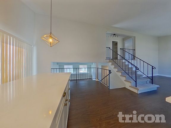 4th image of 17444 E Prentice Cir