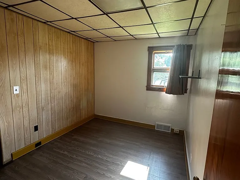 393 Jackson St — Photo 6