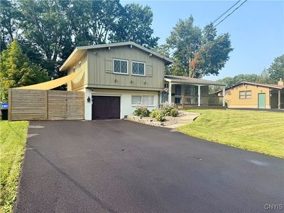 210 Blackberry Rd, Liverpool, NY, 13090
