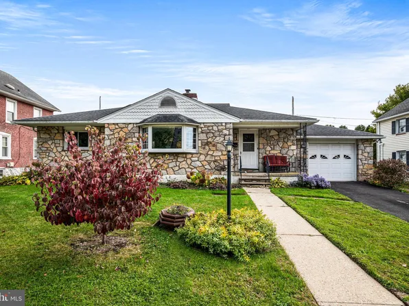 344 Lincoln Ave, Downingtown, PA 19335