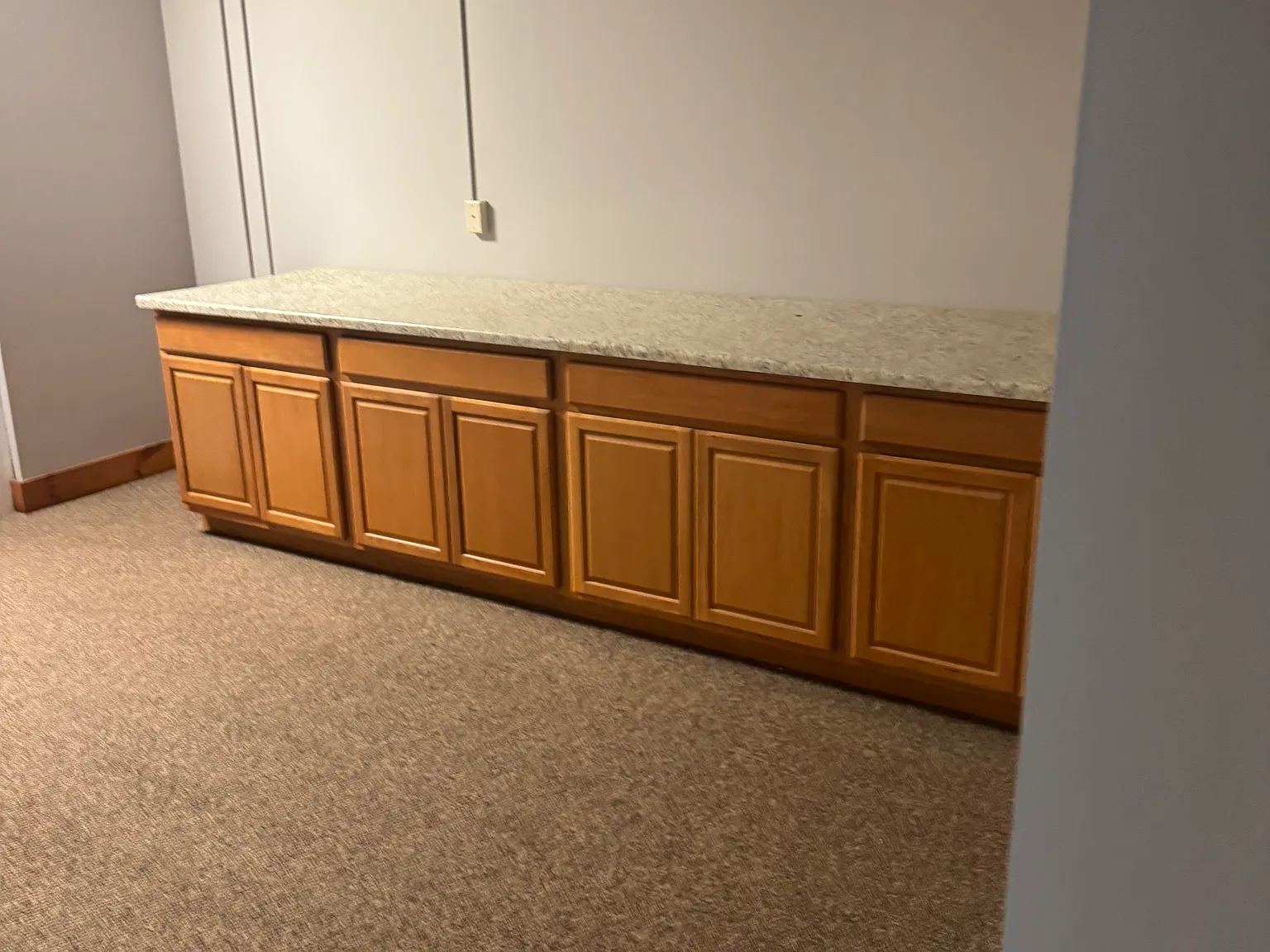 2 bed, $1,600 — Photo 4
