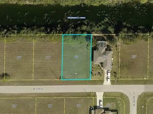 221 NE 25th St, Cape Coral, FL 33909
