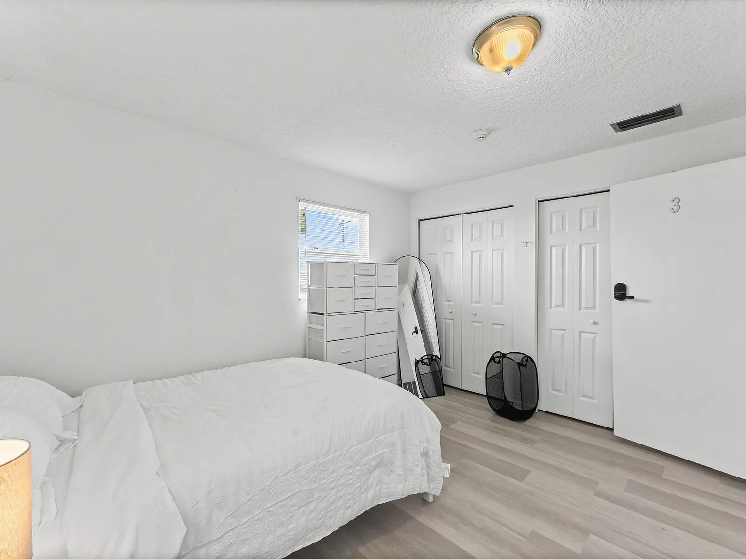 4 bed, 3.0 bath, 2234 sqft, $797 — Photo 4