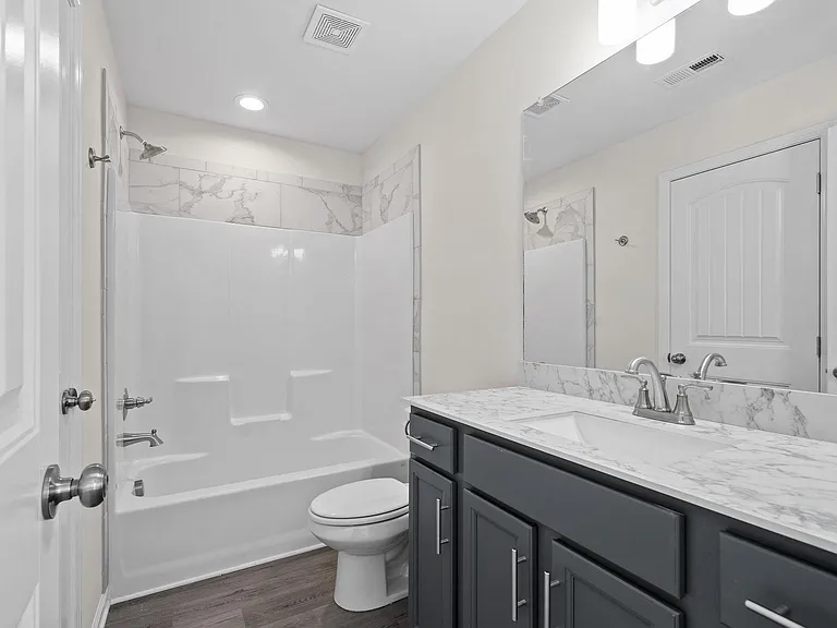 401 Victory Rd — Photo 21