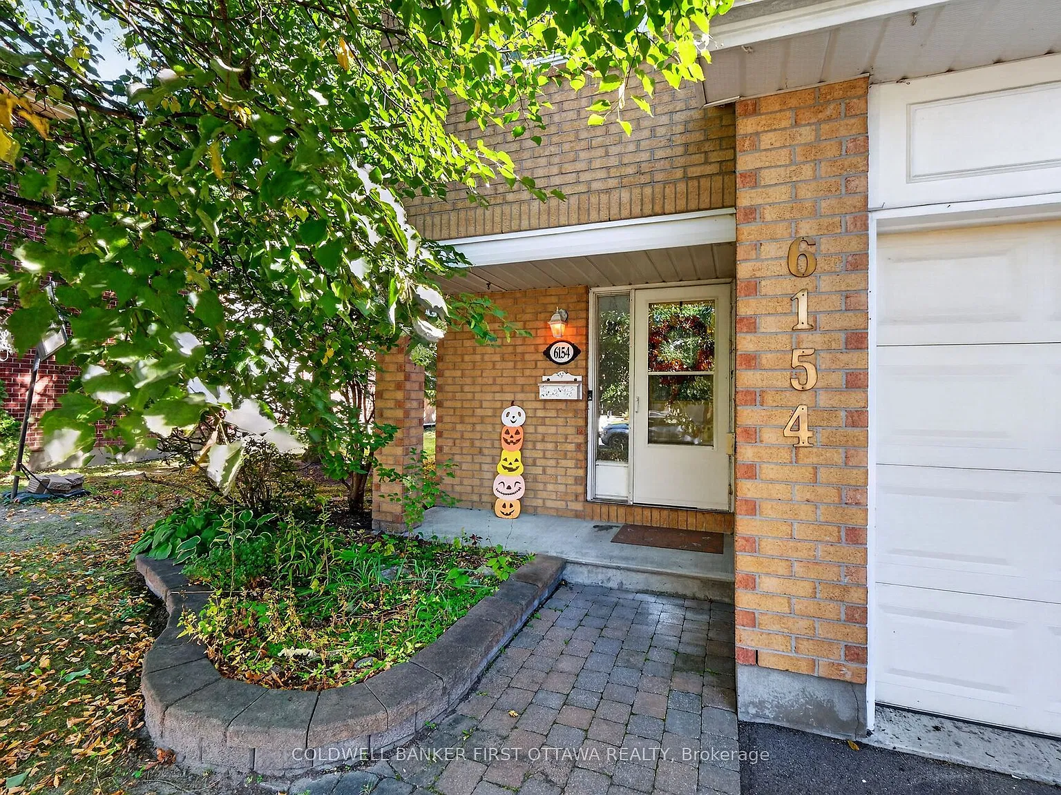 3 bed, $2,500 — Photo 2