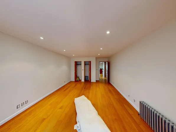 60-96 69th Avenue image 6 of 15