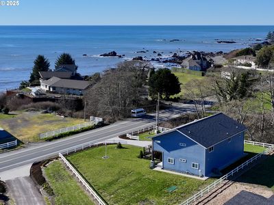 15289 Oceanview Dr, Brookings, OR, 97415