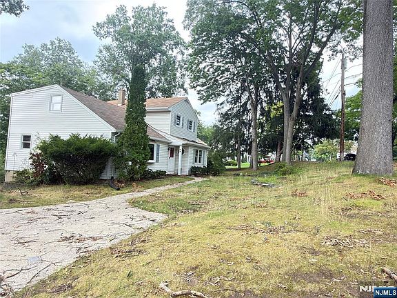 5th image of 89 Circle Drive