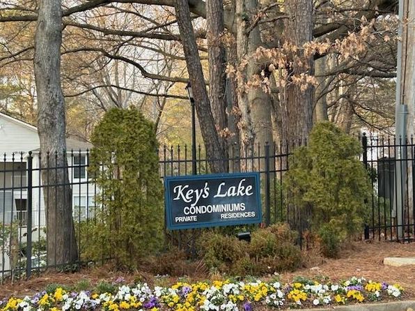 1376 Keys Lake Dr NE, Atlanta, GA 30319