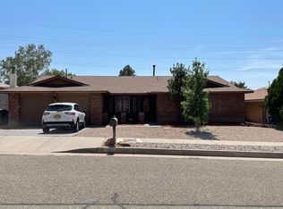 12104 La Charles Ave NE, Albuquerque, NM 87111