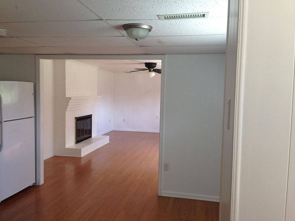 1st image of 89 Terrace Hill Dr