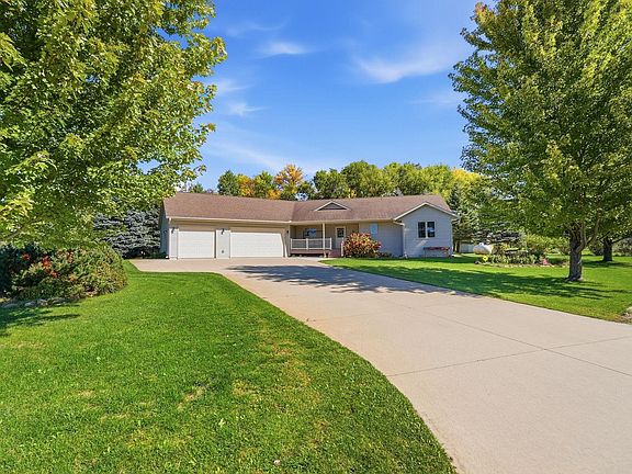2nd image of 158 Greenview Ln