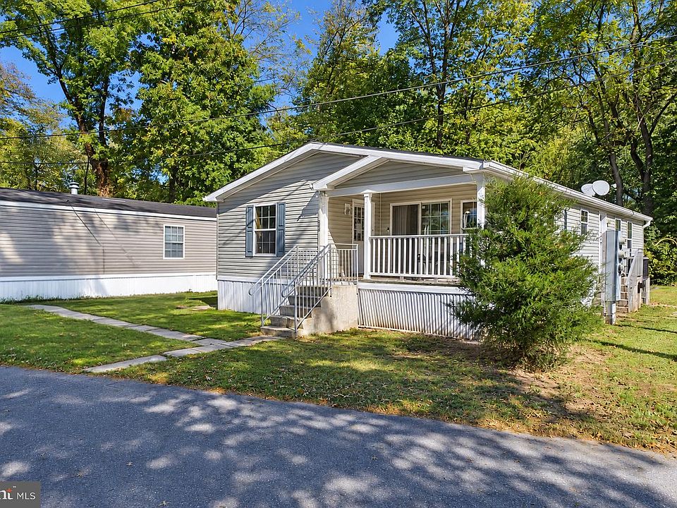 1st image of 345 Caravan Ct