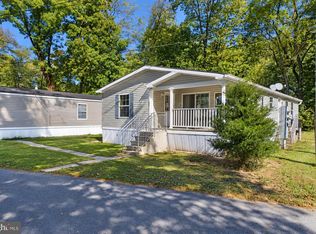 345 Caravan Ct, Middletown, PA 17057