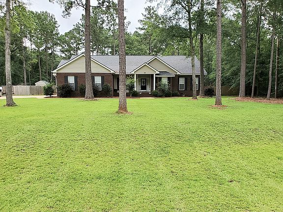 2nd image of 141 Deer Trace Dr