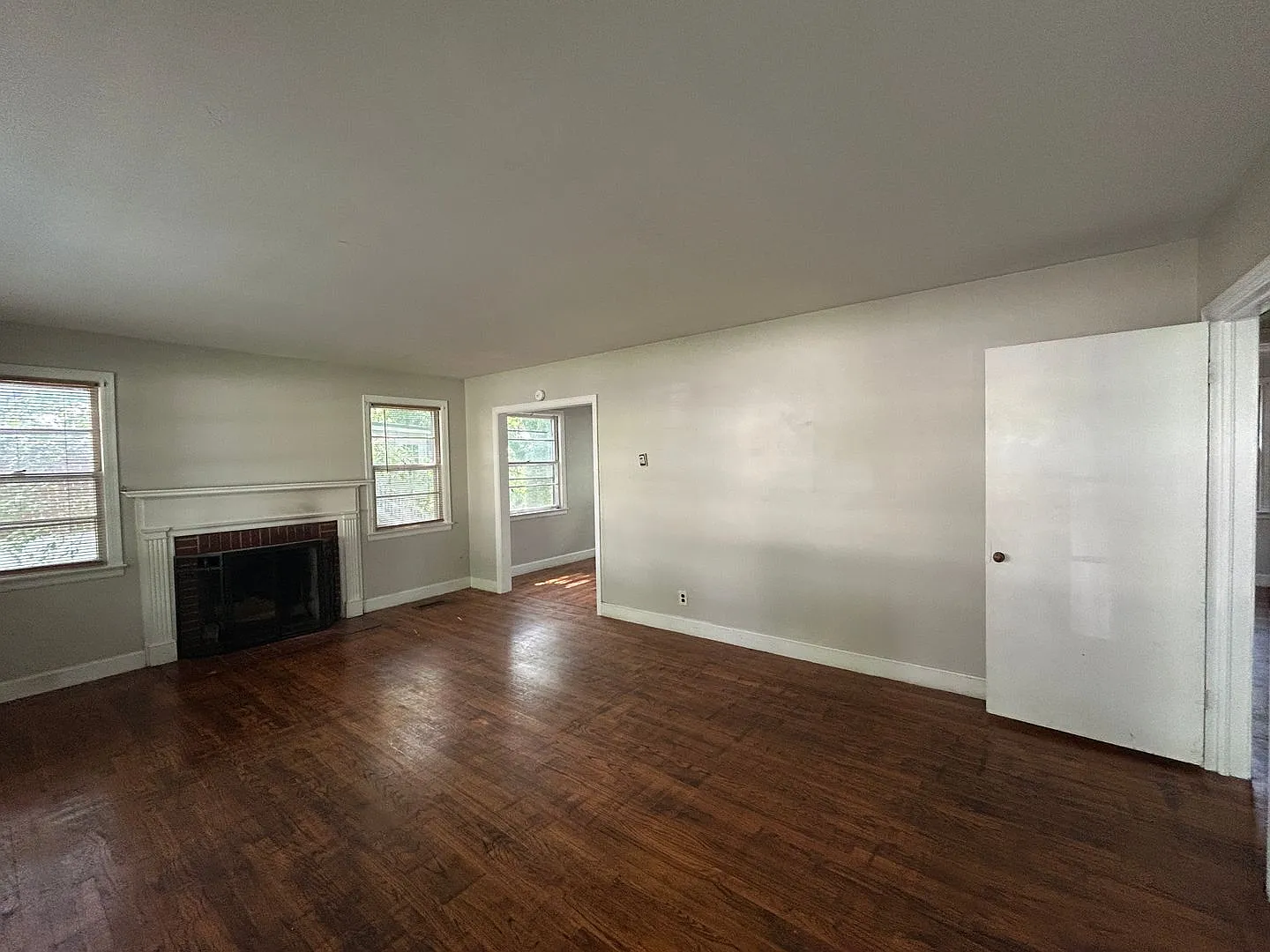 1822 Abbott Avenue — Photo 3