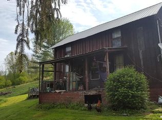 533 Flat Run, Looneyville, WV 25259