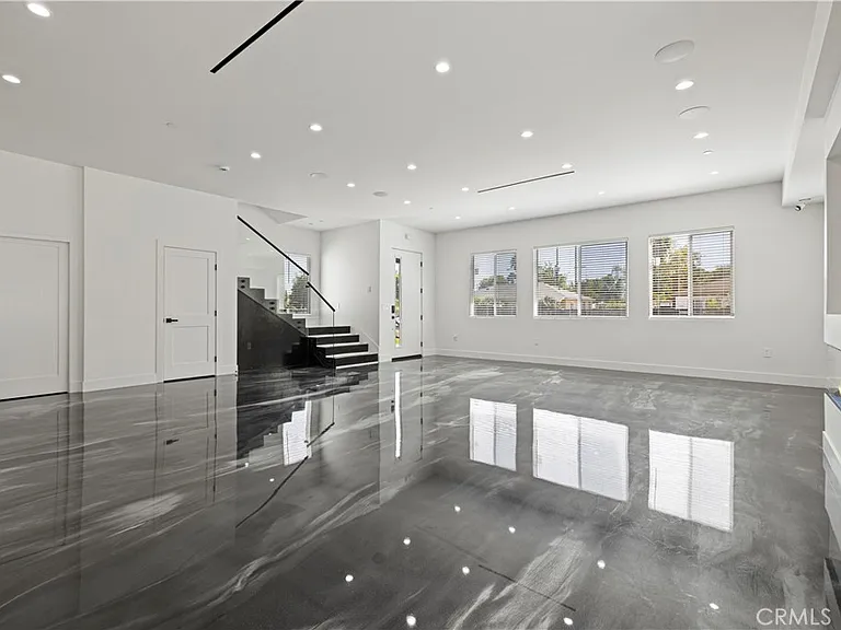 15209 Cohasset — Photo 14