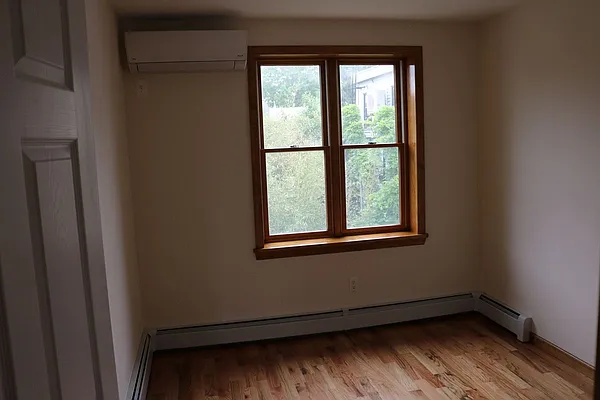 Rented by H L Dynasty Real Estate Corp | media 15