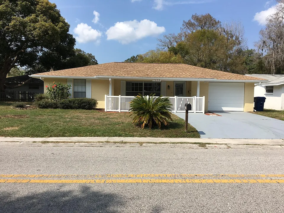 7259 Magnolia Valley Dr