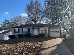 1140 Grenshaw Dr, Saint Louis, MO