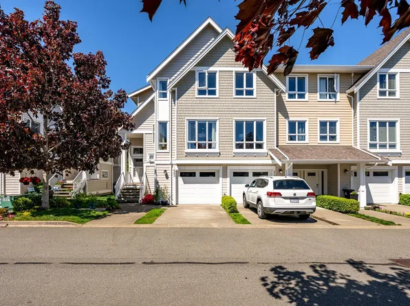 700 Lancaster Way #23, Comox, BC V9M 0B6