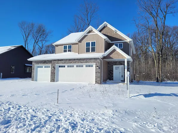 2956 E Aquamarine Ave, Appleton, WI 54913