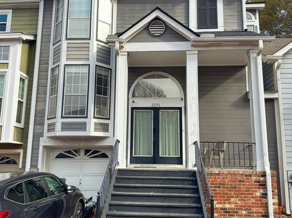 2256 Goodwood Blvd SE