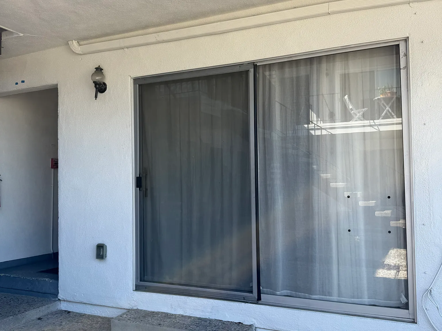 2 bed, 1056 sqft, $3,600 — Photo 2
