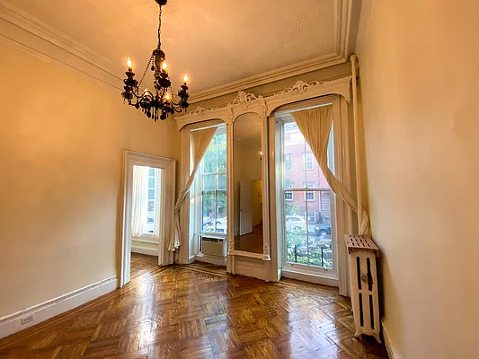 Rented by Bien Realty Ltd | media 43