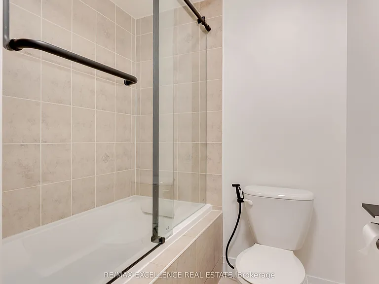 18 Davenhill Rd — Photo 37