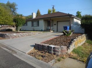 916 Pioneer St, Yreka, CA