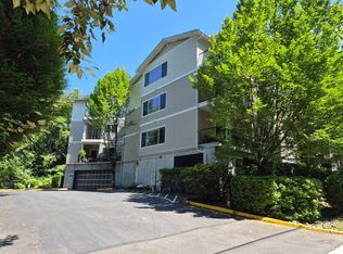 15000 Juanita Dr NE Unit 302, Kenmore, WA 98028