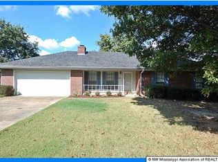 6824 Alexander Rd, Olive Branch, MS 38654