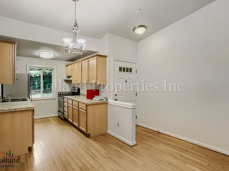 2680 SW 87th Ave #5 — Photo 8
